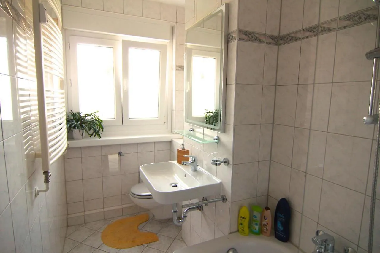 Whg./Flat Am Grossen Garten In Dresden 0*,